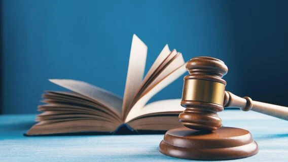Програміст купив підроблені документи про інвалідність дружини та отримав відстрочку: суд виніс вирок